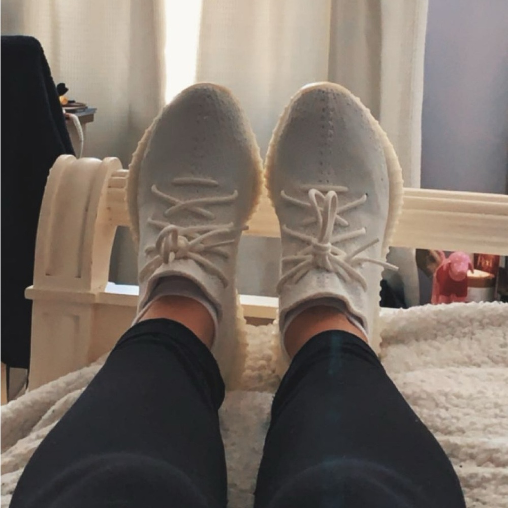 Adidas Yeezy Boost 350 V2 Cream